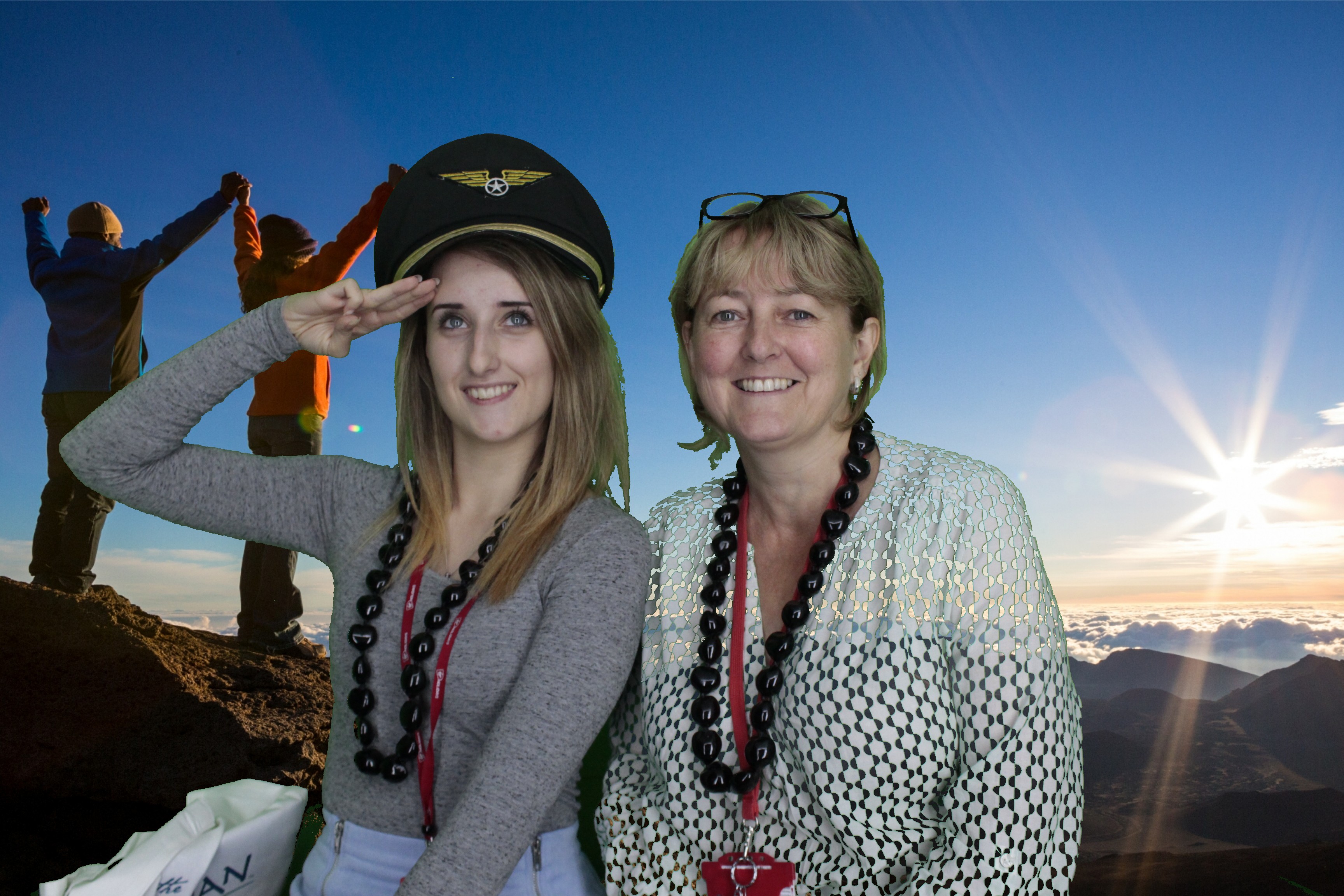 Hawaii Theme Virgin Holidays | View more photos from the event at gallery.myphotoboothexperience.co.uk/u/MyPhotoBoothExperienceLtd/Hawaii-Theme-Virgin-Holidays